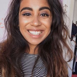 Meet your Posher, Desiree